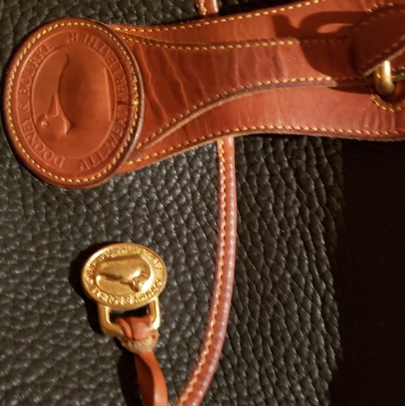 FREE SHIPPING :) Vintage Dooney & Bourke satchel - Picture 3 of 8